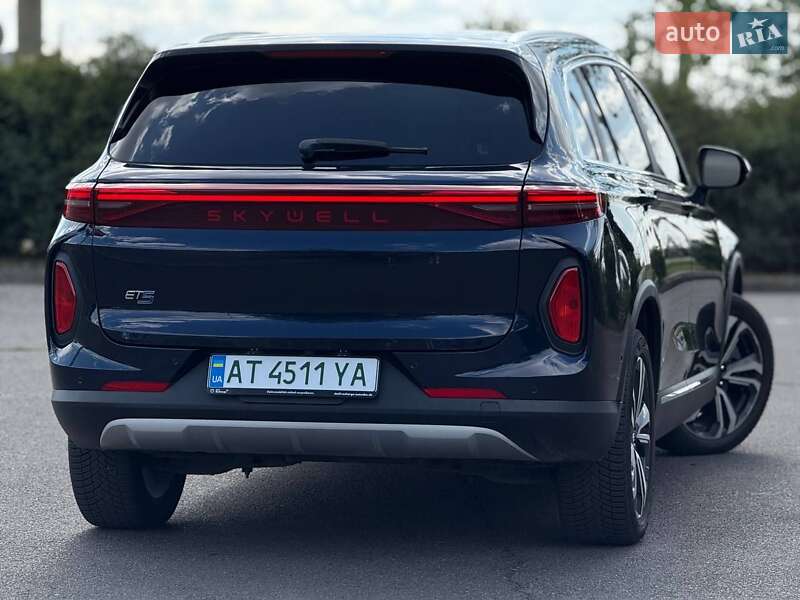 Внедорожник / Кроссовер Skywell ET5 2022 в Кривом Роге фото 8 Внедорожник / Кроссовер Skywell ET5 2022 в Кривом Роге