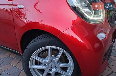 Хэтчбек Smart EQ Forfour 2018 в 