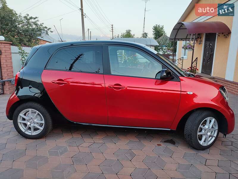 Хетчбек Smart EQ Forfour 2018 в Яготині