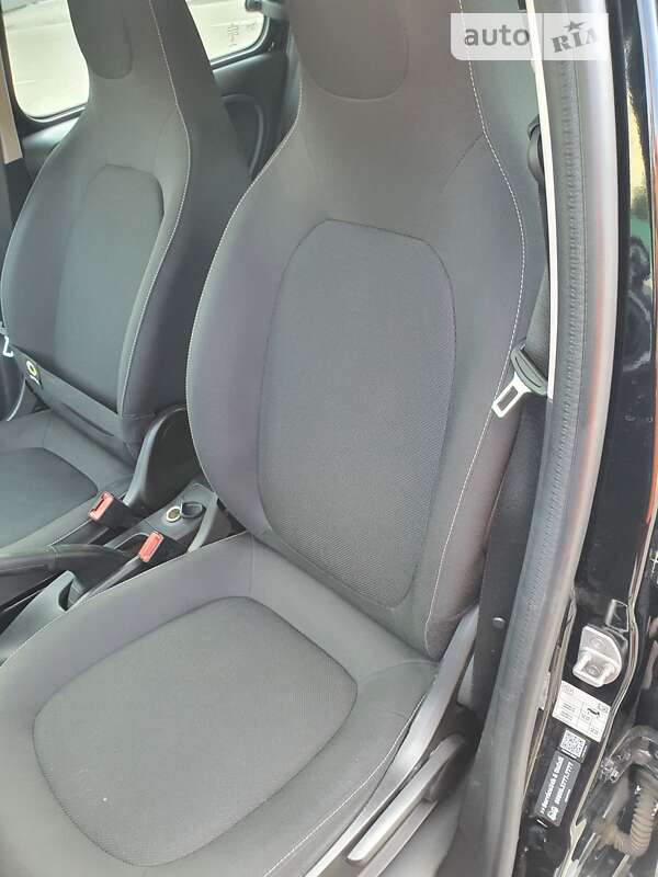 Хэтчбек Smart EQ Forfour 2019 в Киеве