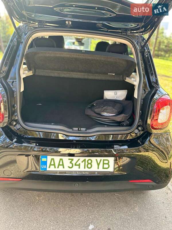 Хэтчбек Smart EQ Forfour 2021 в Киеве