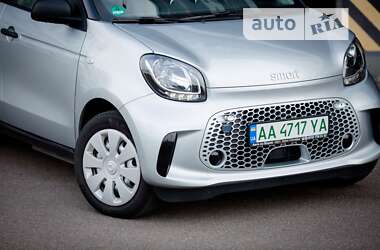 Хэтчбек Smart EQ Forfour 2020 в Киеве