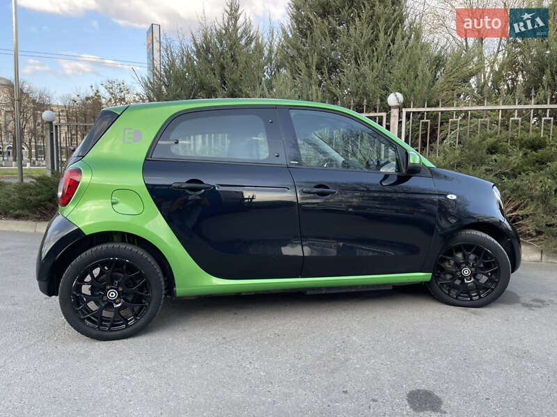 Хэтчбек Smart EQ Forfour 2017 в Харькове фото 8 Хэтчбек Smart EQ Forfour 2017 в Харькове