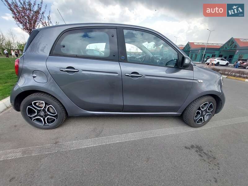 Хэтчбек Smart EQ Forfour 2019 в Ирпене
