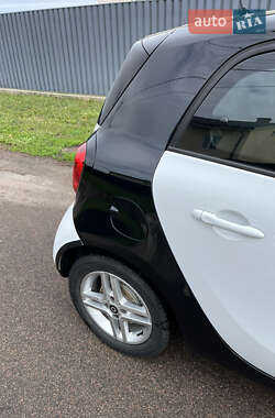Хэтчбек Smart EQ Forfour 2021 в 