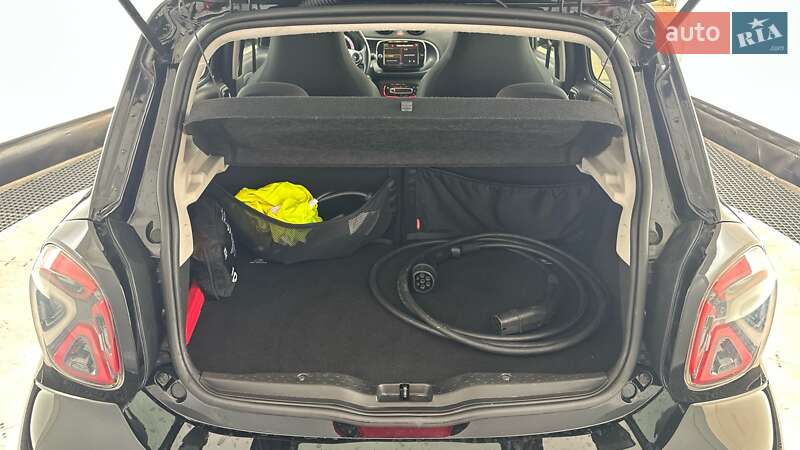 Хэтчбек Smart EQ Forfour 2021 в Киеве
