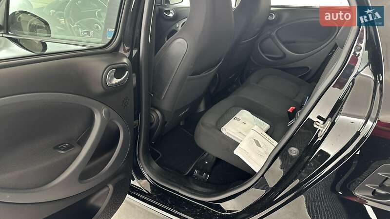 Хэтчбек Smart EQ Forfour 2021 в Киеве