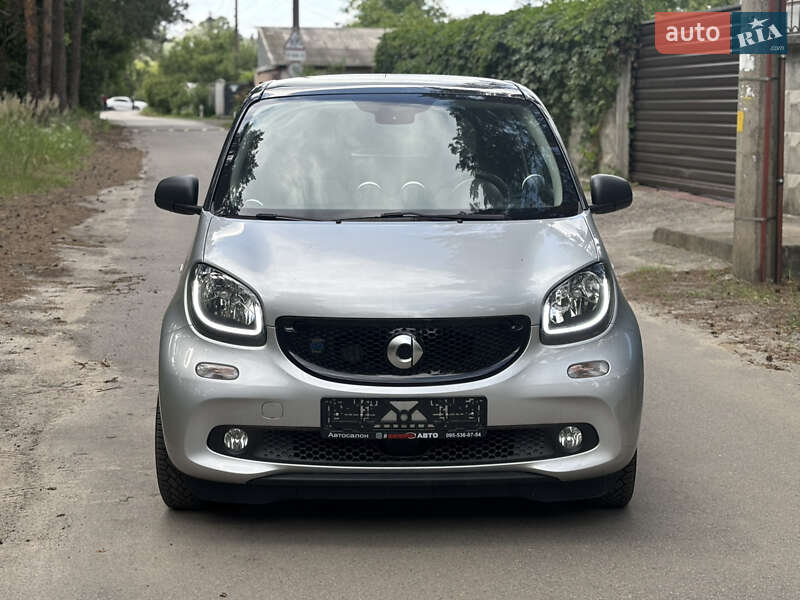 Хэтчбек Smart EQ Forfour 2020 в Киеве