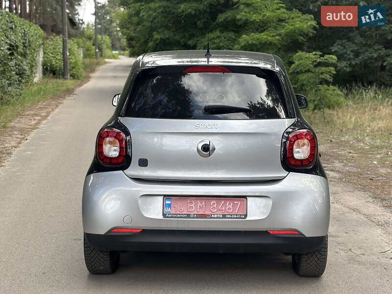 Хэтчбек Smart EQ Forfour 2020 в Киеве
