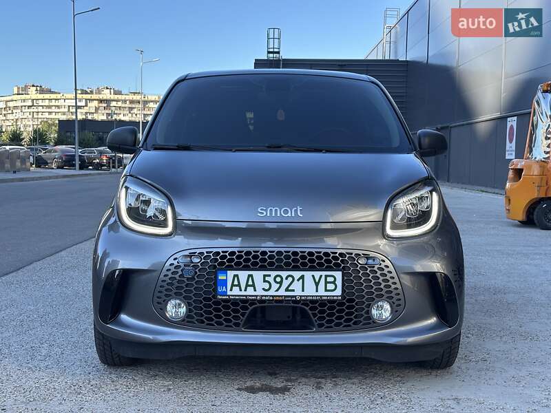 Хэтчбек Smart EQ Forfour 2020 в Киеве