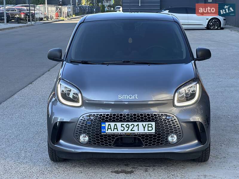 Хэтчбек Smart EQ Forfour 2020 в Киеве