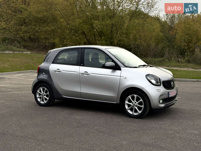 Хэтчбек Smart EQ Forfour 2019 в Ровно