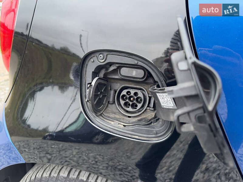 Хэтчбек Smart EQ Forfour 2017 в Стрые