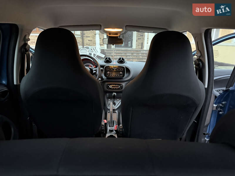 Хетчбек Smart EQ Forfour 2021 в Чернівцях