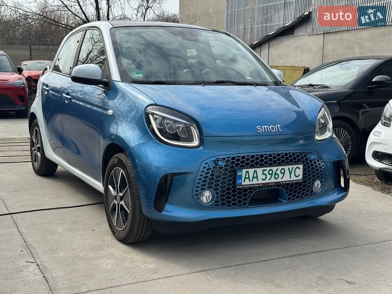 Хэтчбек Smart EQ Forfour 2021 в Киеве фото 3 Хэтчбек Smart EQ Forfour 2021 в Киеве