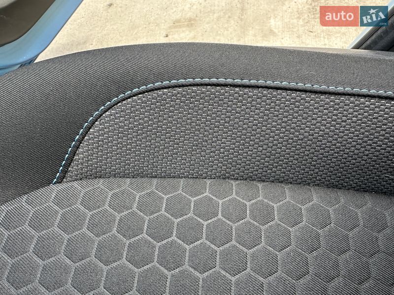 Хэтчбек Smart EQ Forfour 2021 в Киеве фото 29 Хэтчбек Smart EQ Forfour 2021 в Киеве