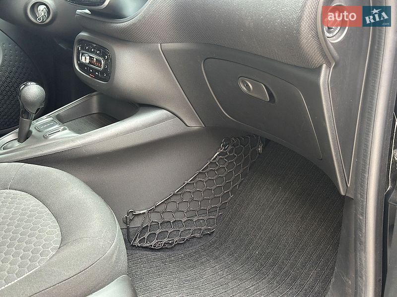 Хетчбек Smart EQ Forfour 2021 в Києві фото 26 Хетчбек Smart EQ Forfour 2021 в Києві