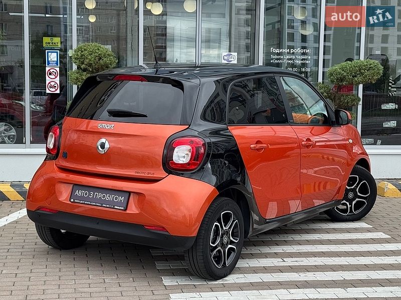 Хэтчбек Smart EQ Forfour 2018 в Чернигове