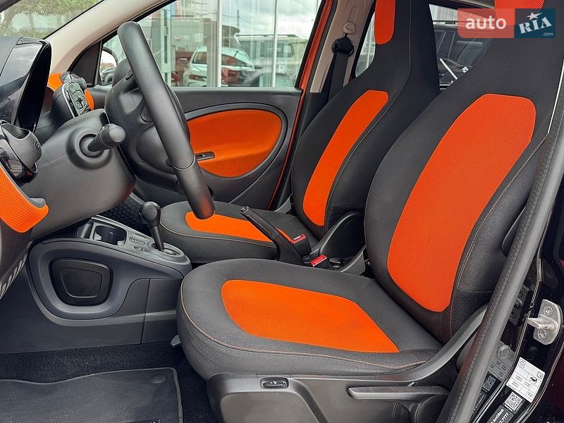 Хэтчбек Smart EQ Forfour 2018 в Чернигове