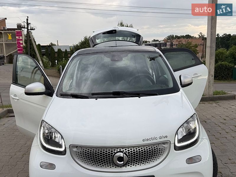 Хэтчбек Smart EQ Forfour 2017 в Черновцах фото 3 Хэтчбек Smart EQ Forfour 2017 в Черновцах