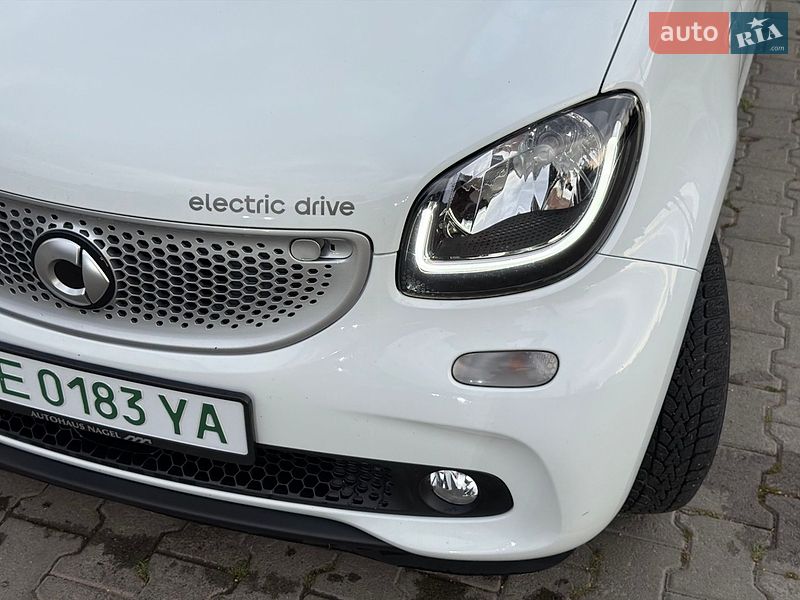 Хэтчбек Smart EQ Forfour 2017 в Черновцах фото 5 Хэтчбек Smart EQ Forfour 2017 в Черновцах