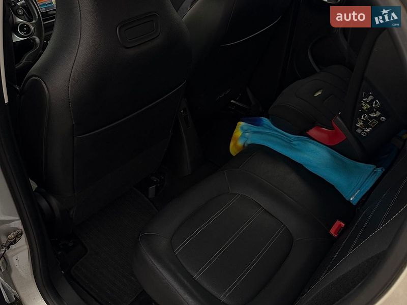 Хэтчбек Smart EQ Forfour 2017 в Черновцах фото 14 Хэтчбек Smart EQ Forfour 2017 в Черновцах