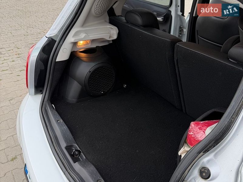 Хэтчбек Smart EQ Forfour 2017 в Черновцах фото 15 Хэтчбек Smart EQ Forfour 2017 в Черновцах