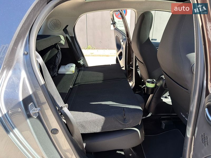 Хэтчбек Smart EQ Forfour 2019 в Киеве