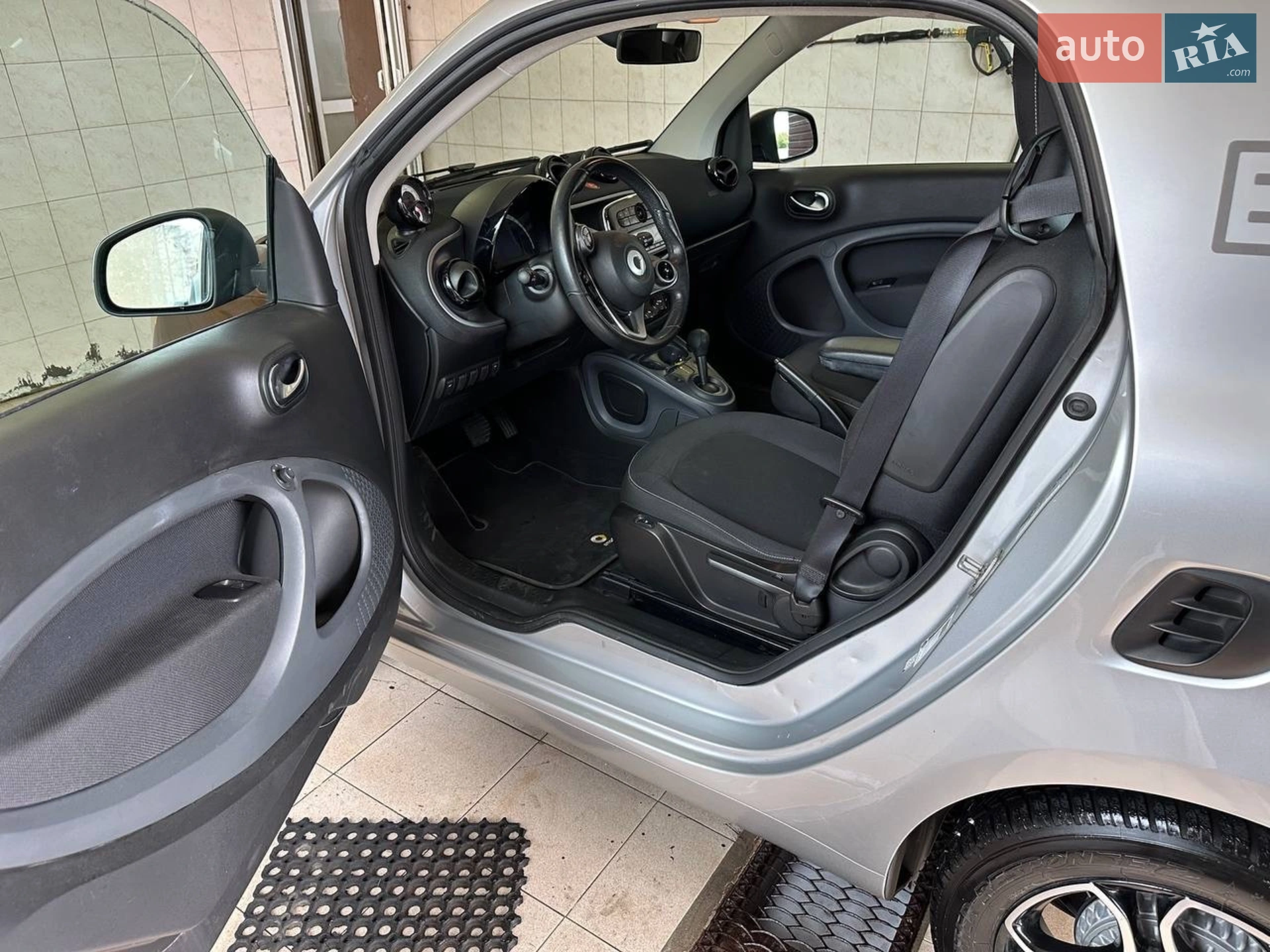 2017 Smart Fortwo - мініатюра 11