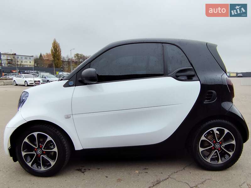 Купе Smart EQ Fortwo 2017 в Полтаві