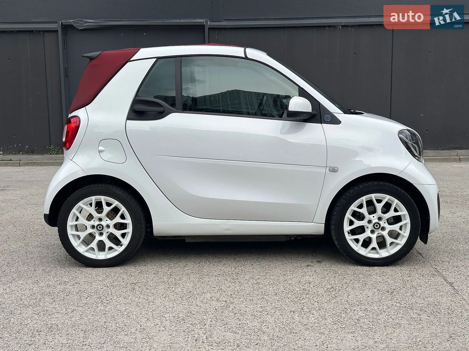 2020 Smart Fortwo - мініатюра 10