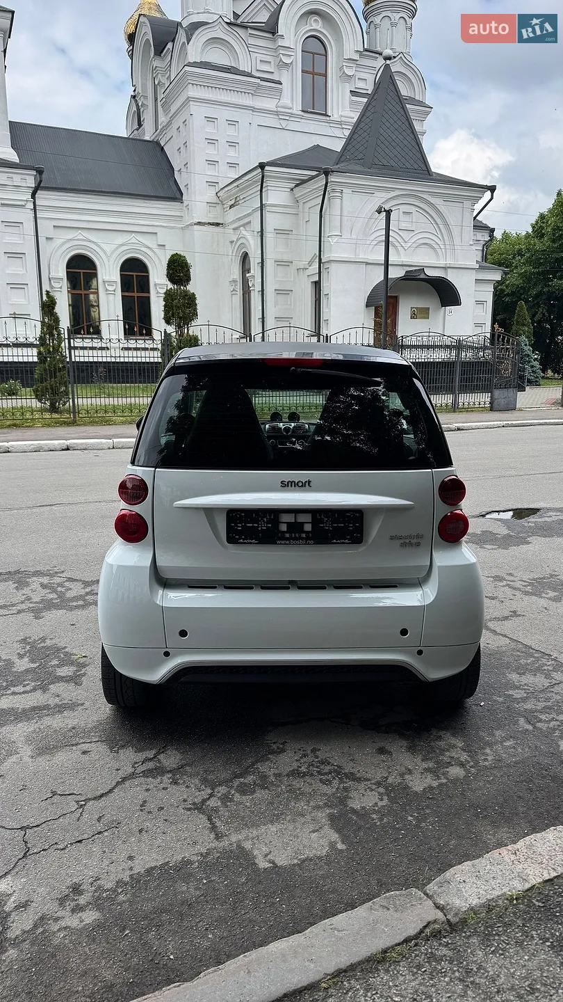2016 Smart Fortwo - мініатюра 7
