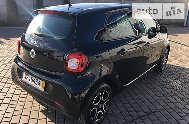 Хэтчбек Smart Forfour 2015 в Нововолынске