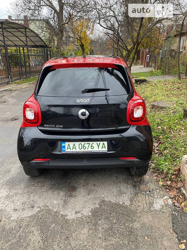 Хэтчбек Smart Forfour 2017 в Киеве