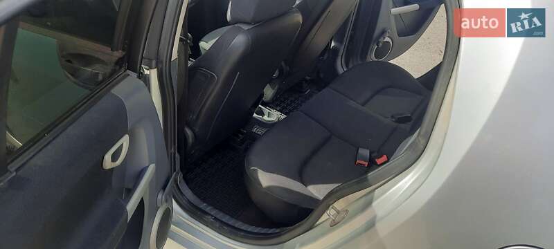 Хэтчбек Smart Forfour 2005 в Запорожье фото 7 Хэтчбек Smart Forfour 2005 в Запорожье