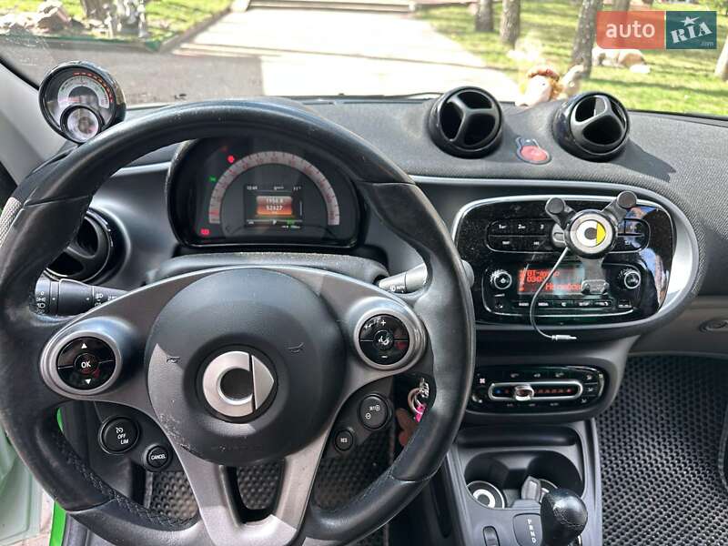Хэтчбек Smart Forfour 2017 в Киеве