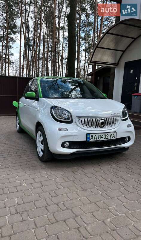 Хэтчбек Smart Forfour 2017 в Киеве