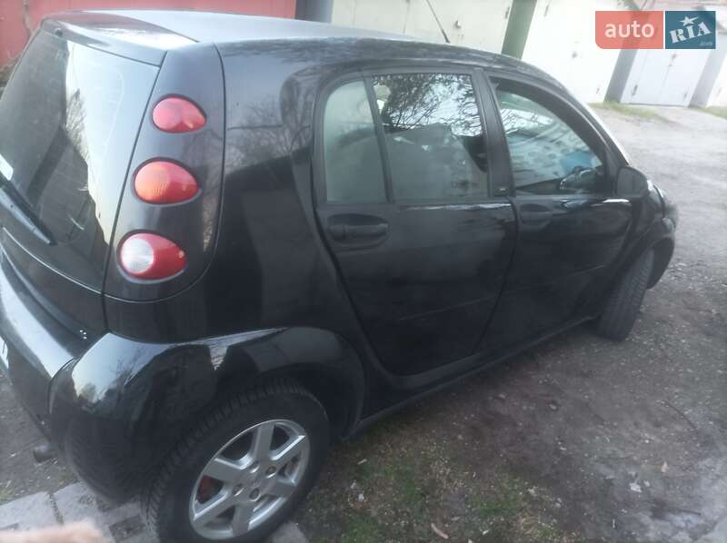 Хетчбек Smart Forfour 2004 в Запоріжжі