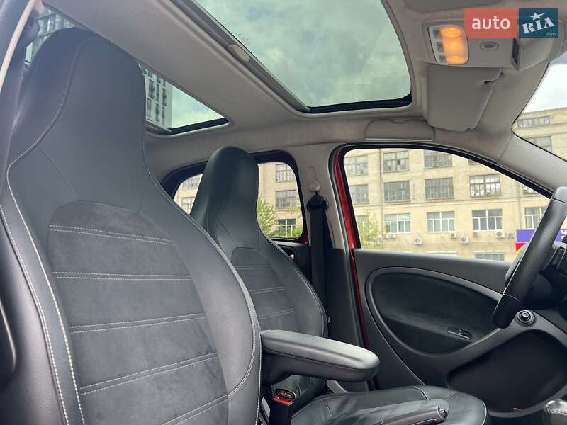 Хэтчбек Smart Forfour 2017 в Киеве