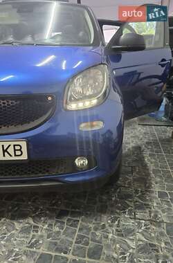 Хэтчбек Smart Forfour 2017 в 