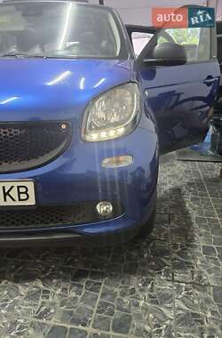 Хэтчбек Smart Forfour 2017 в 