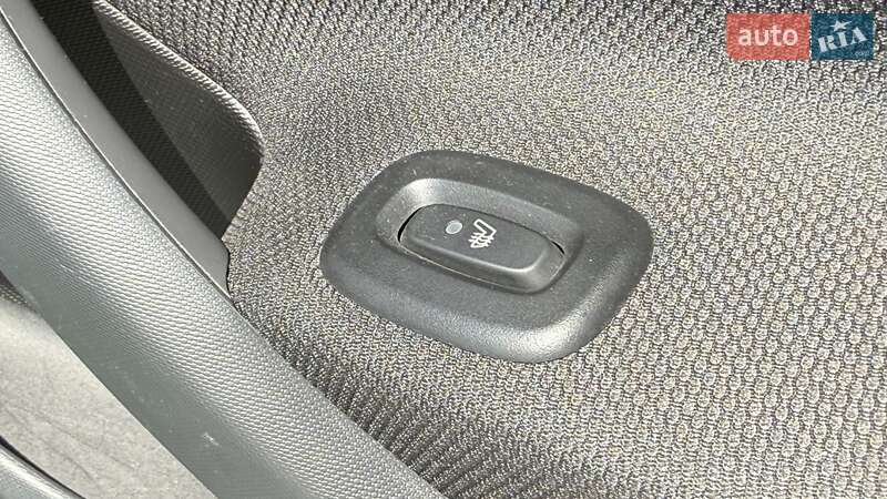 Хэтчбек Smart Forfour 2017 в Тернополе фото 29 Хэтчбек Smart Forfour 2017 в Тернополе