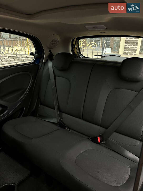 Хетчбек Smart Forfour 2017 в Києві фото 34 Хетчбек Smart Forfour 2017 в Києві