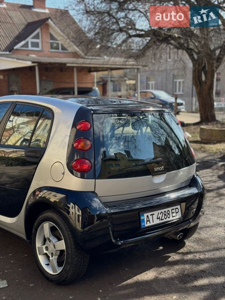 Хэтчбек Smart Forfour 2004 в Калуше