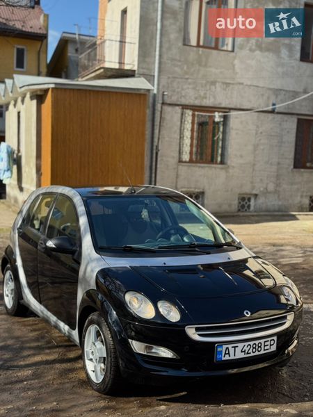Хэтчбек Smart Forfour 2004 в Калуше