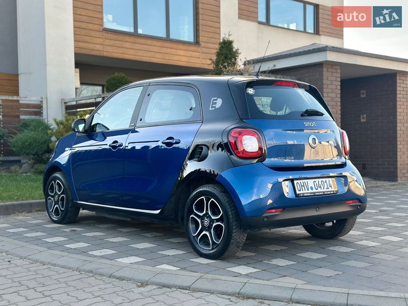 Хетчбек Smart Forfour 2017 в Стрию