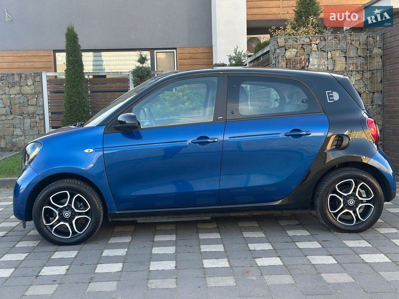 Хетчбек Smart Forfour 2017 в Стрию