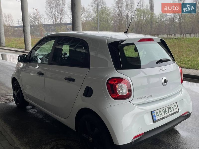 Хэтчбек Smart Forfour 2018 в Киеве