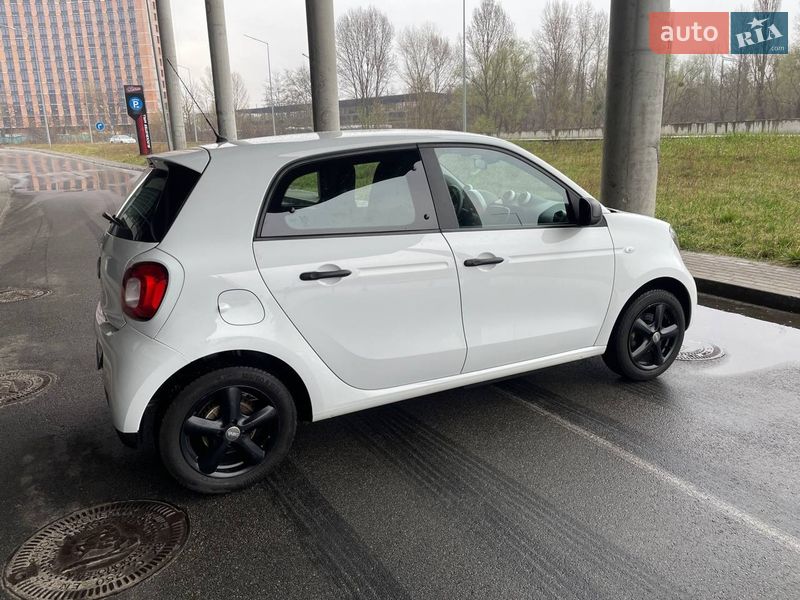 Хэтчбек Smart Forfour 2018 в Киеве