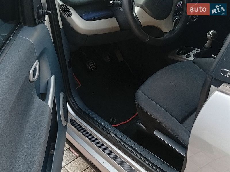 Хетчбек Smart Forfour 2004 в Тернополі фото 14 Хетчбек Smart Forfour 2004 в Тернополі